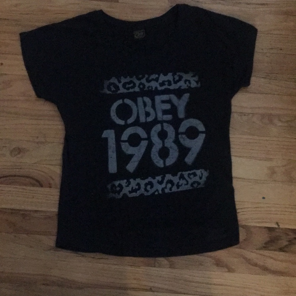 Obey t